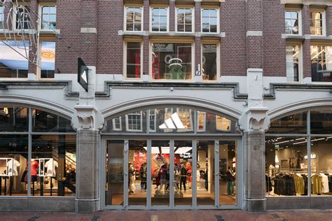 adidas kopen amsterdam|Adidas Amsterdam kalverstraat 87.